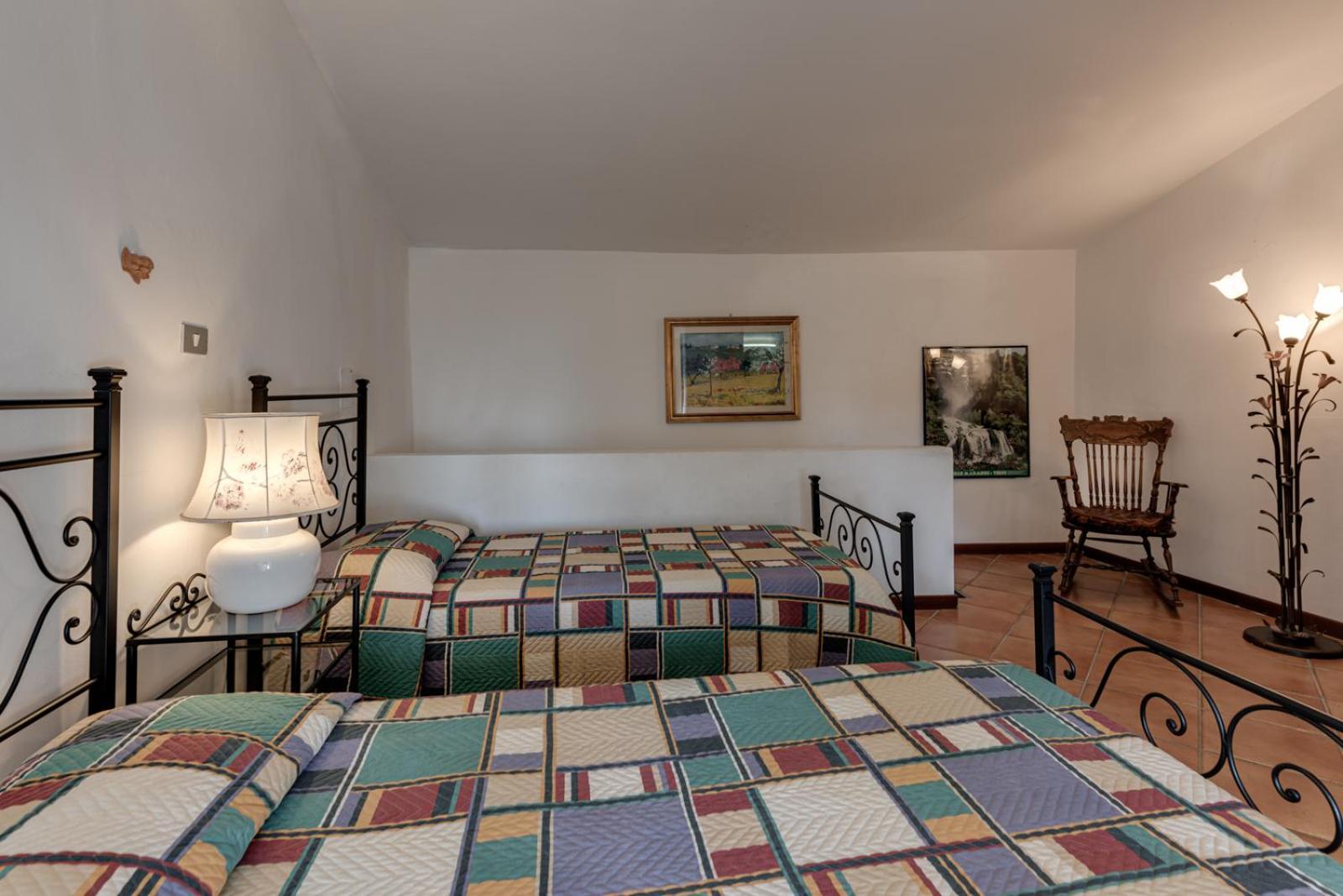 Fattoria I Tribbi Apartment Ambra Стая снимка